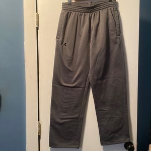 Under Armour Grey sweatpants sz Large